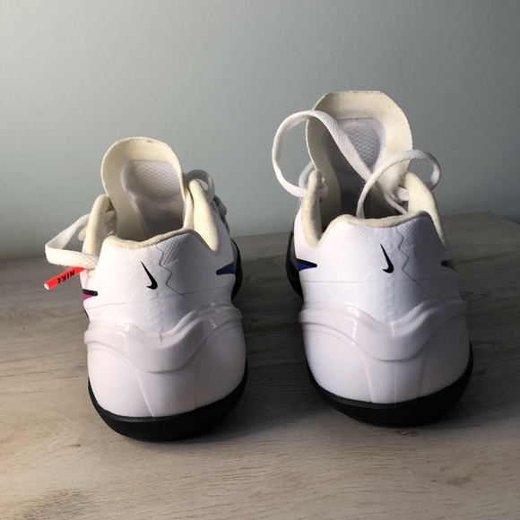 Nike - Picture 3 of 9